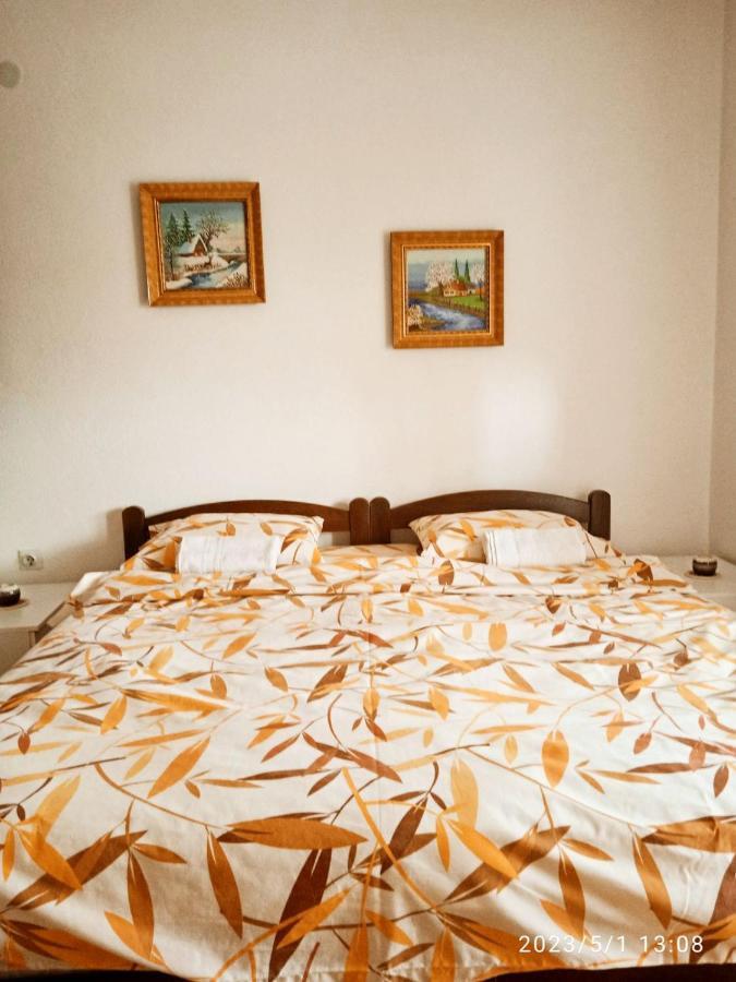 ホテル La Hacienda Dd トレビニエ エクステリア 写真